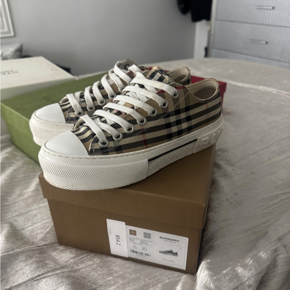 Burberry Women's Checkered Sneakers - Beige and Black